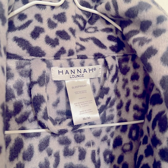 Hannah lounge leopard print robe - Picture 3 of 3